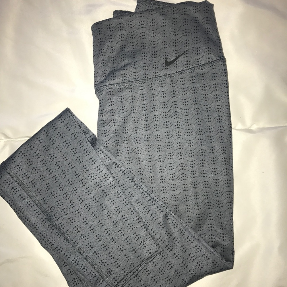 Nike leggings